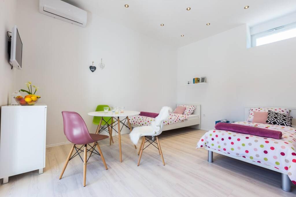 Candy Ap.-Near Center,Bus,Beach+Free Parking Place Zadar Exterior photo