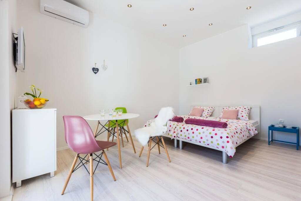Candy Ap.-Near Center,Bus,Beach+Free Parking Place Zadar Exterior photo